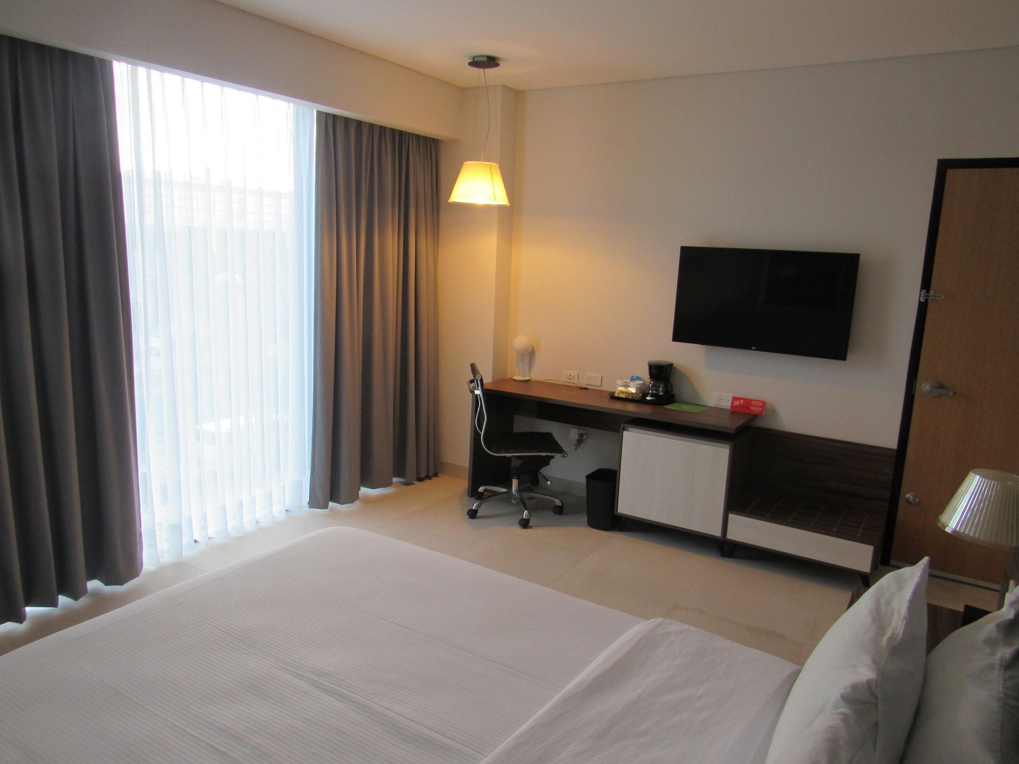 Hotel Hampton By Hilton Cumbres Cancun