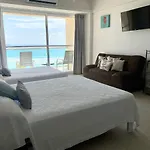 Salvia - Beachfront Studio