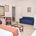 Hotel Suites Le Monde