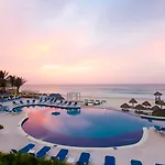 Golden Parnassus Cancun