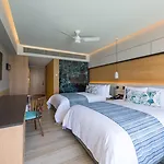 Renaissance Cancun Resort & Marina