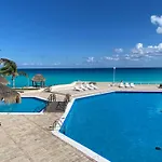 Condo With Balcony Ocean & Lagoon View, Brisas Cancun Hotel Zone, By Beach & Ocean Apartments