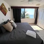 Luxurious Beachfront Getaway With Panoramic Views - Book Today