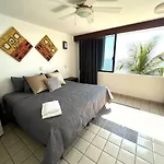Luxurious Beachfront Getaway With Panoramic Views - Book Today