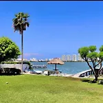 Lagoon-Front House In Hotel Zone Central Location With Easy Access To Top Attractions