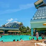 Fabulous Oceanview Suite Access To Beach & Pools