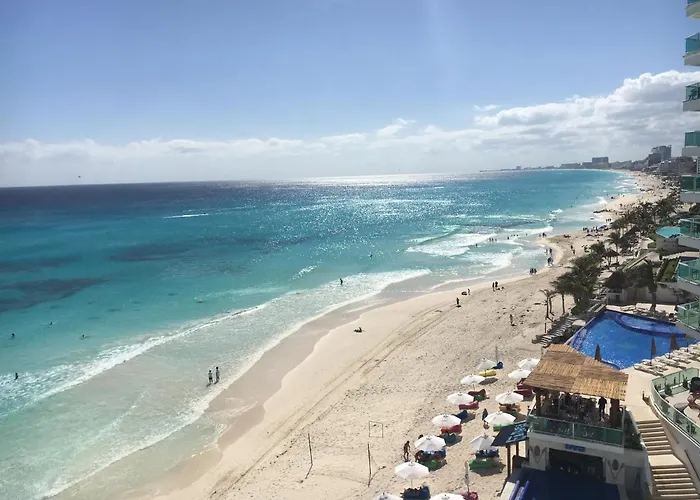 Studio Oceanfront Prime Location