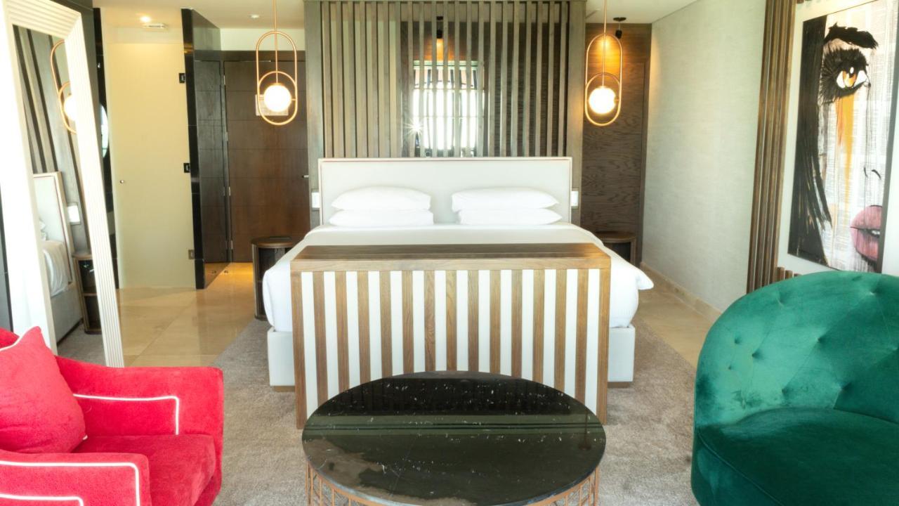 Armar House *