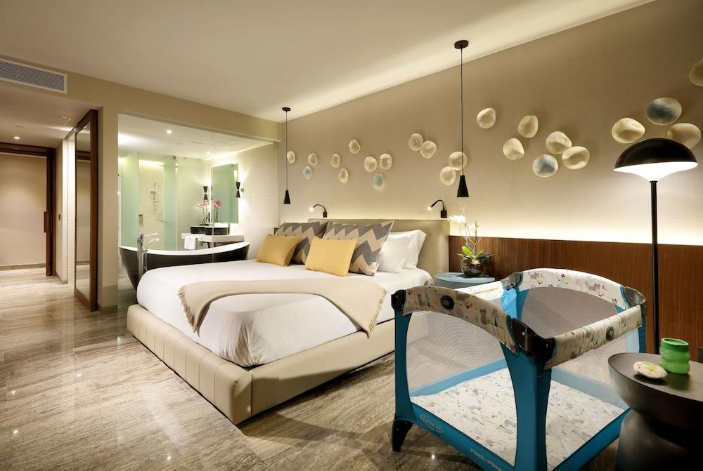 Family Selection At Grand Palladium Select Costa Mujeres 5* Cancún