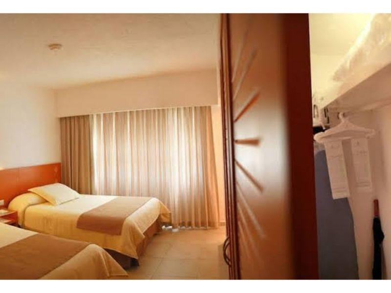Laguna Golf & 4* Cancún
