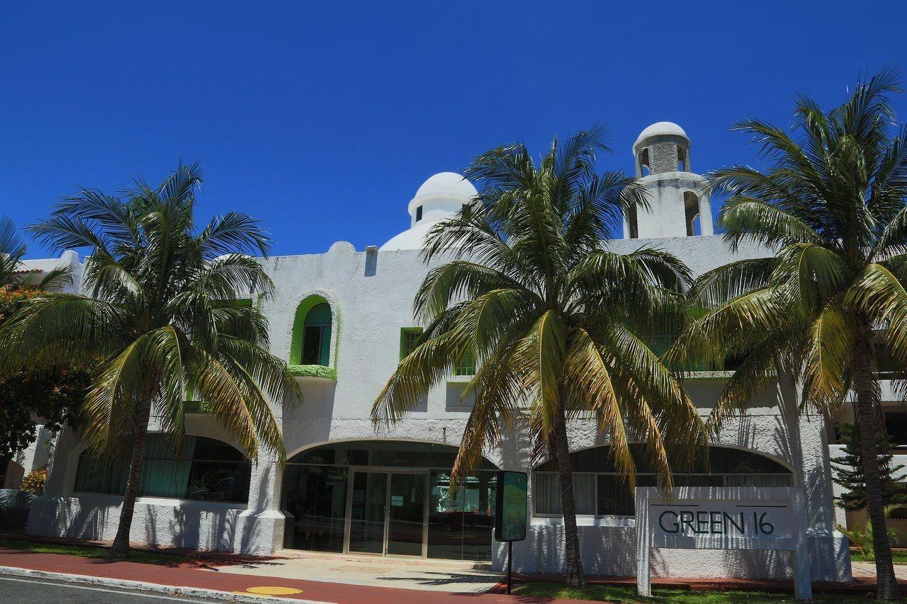 16 Hotel Cancún