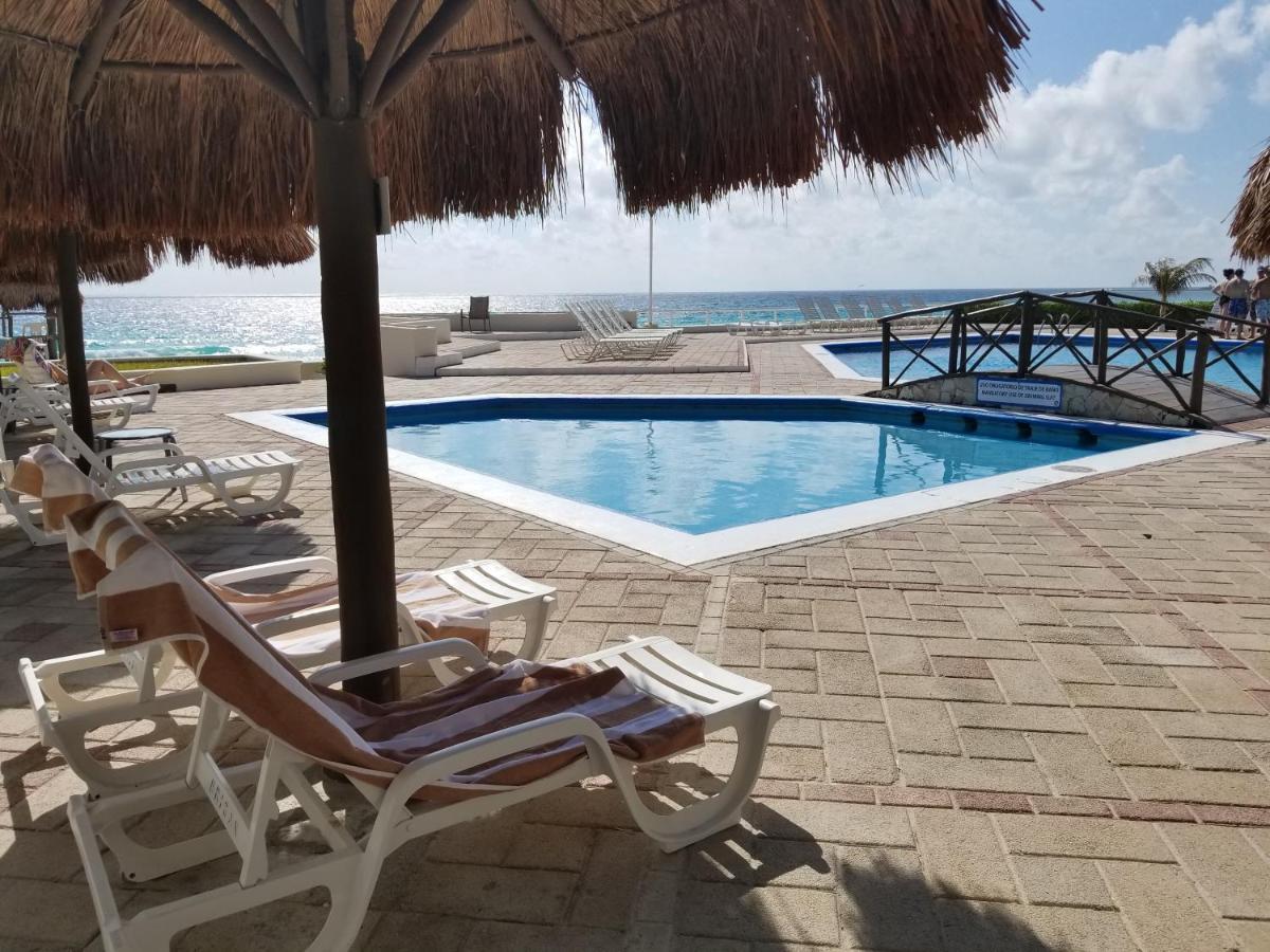 Ocean View Three Bedroom, Three Story Penthouse By The *