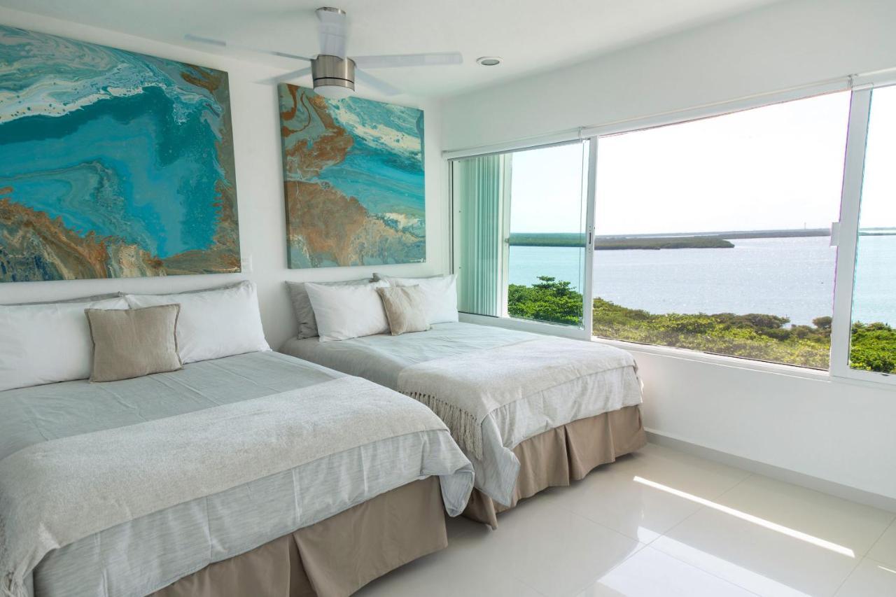 Ocean View Three Bedroom, Three Story Penthouse By The Apartahotel *