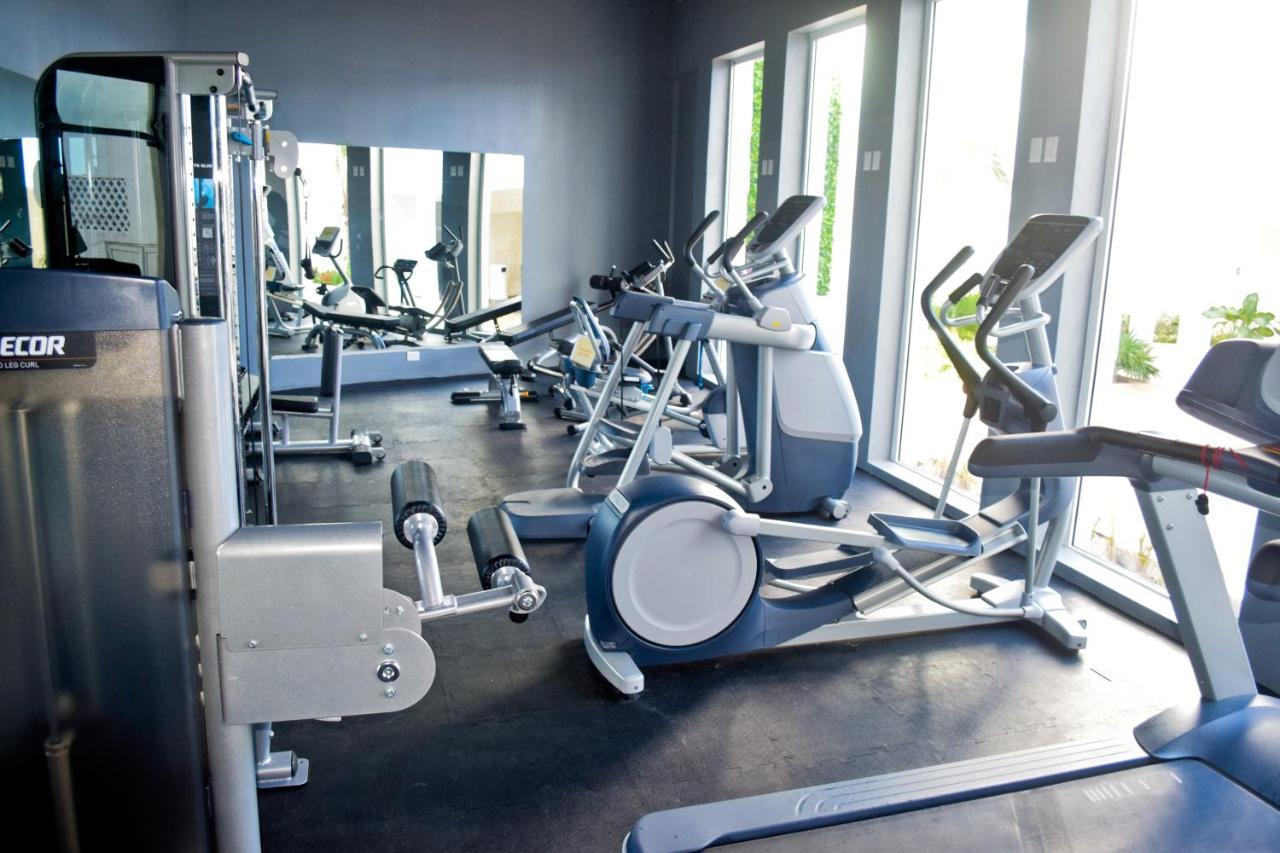 Nuevo Estudio A Pie De Playa, Vistas Increibles, Alberca, Gym Jacuzi, Seguridad, 3503 Apartamento Cancún