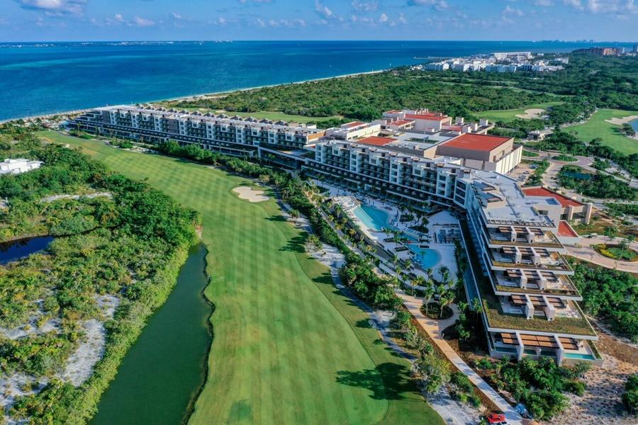 Hotel Estudio Playa Mujeres Cancún