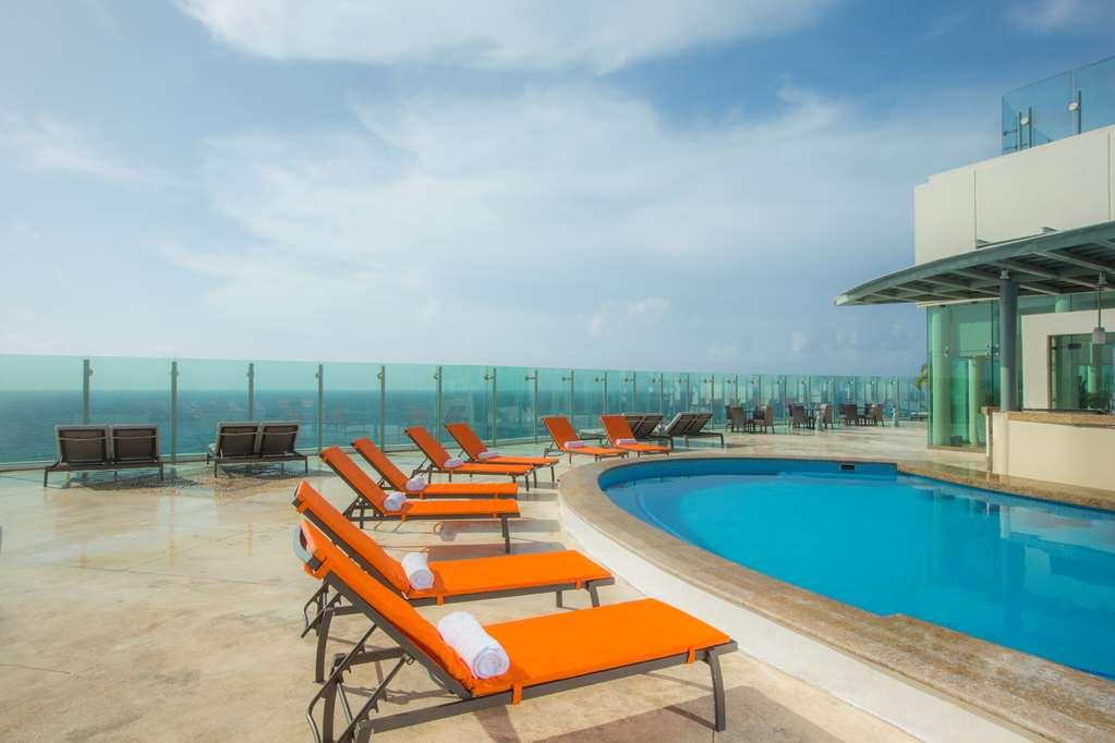 Palace Resort Cancun