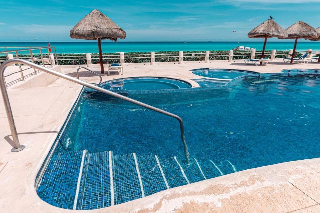 Apartment Beachfront Marlin 107