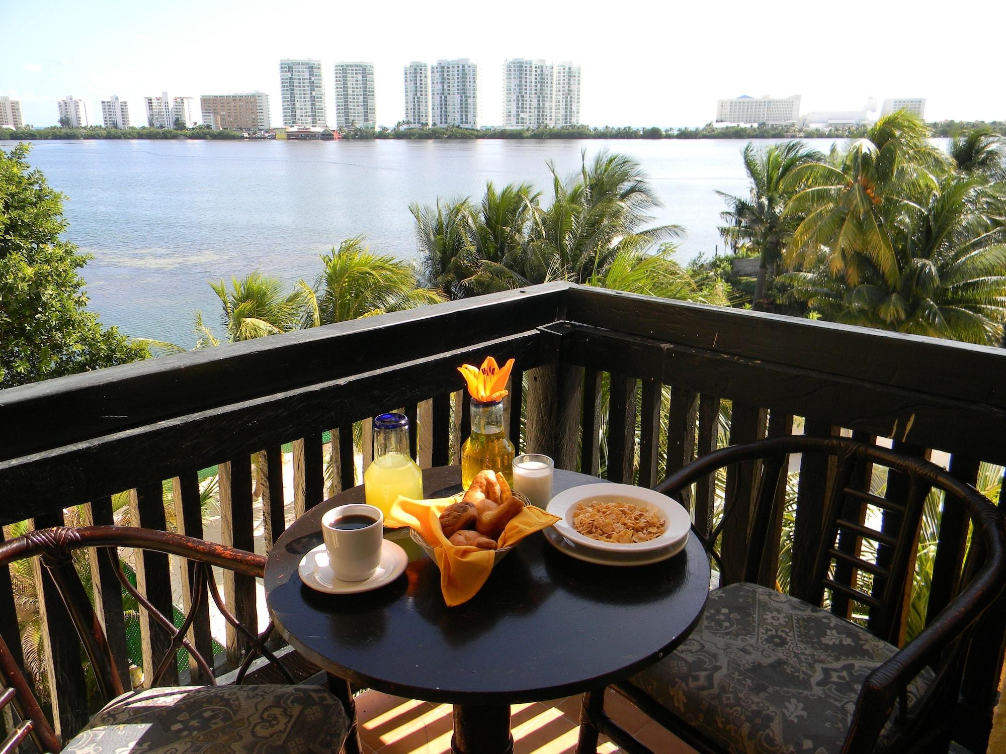 Hotel Imperial Laguna Faranda 3*