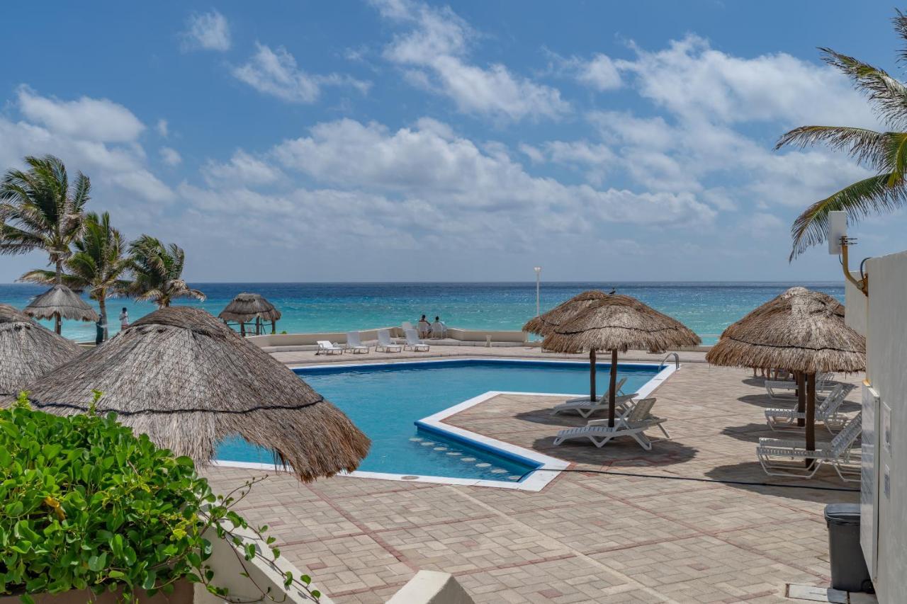 Ocean View Three Bedroom, Three Story Penthouse By The *