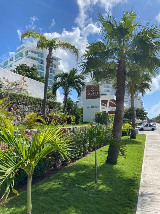 Apartamento Beachfront Deluxe -best Ocean View, With Beach, Gym And Cancún