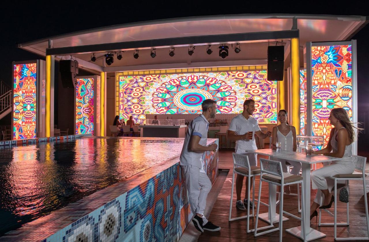 Resort Royalton Chic Cancun, An Autograph Collection - Adults Only