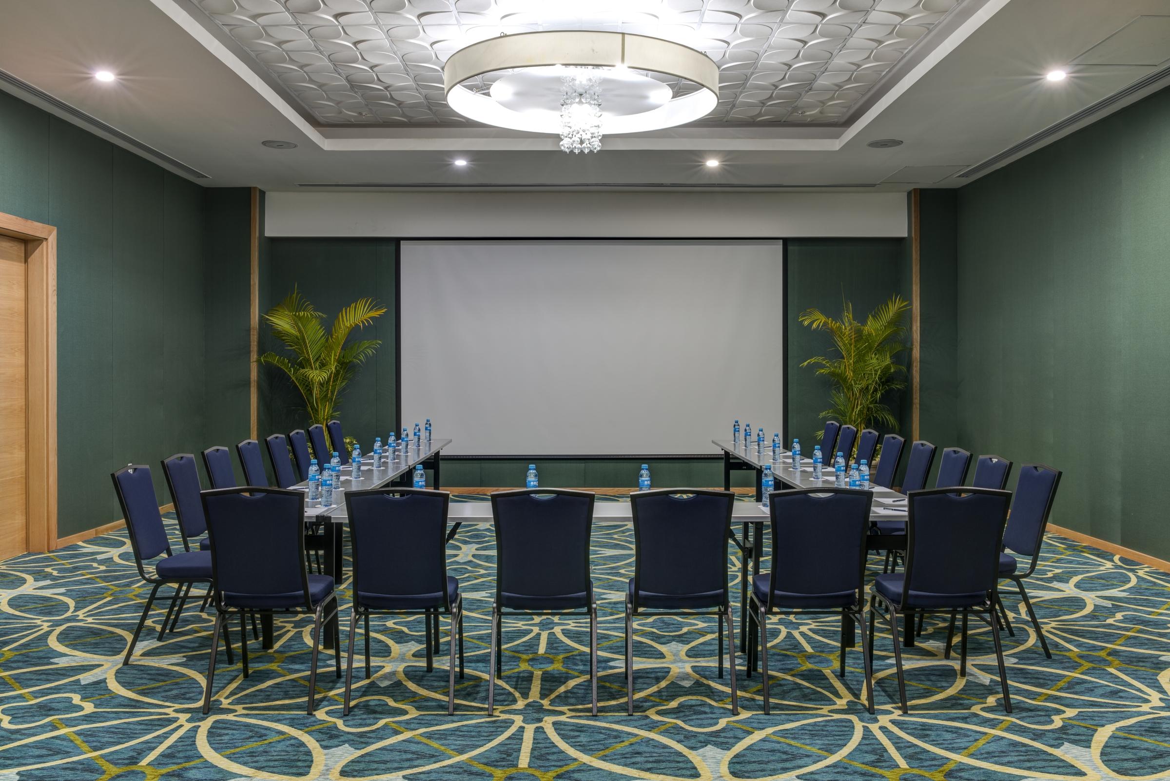 Four Points By Sheraton Centro 4*
