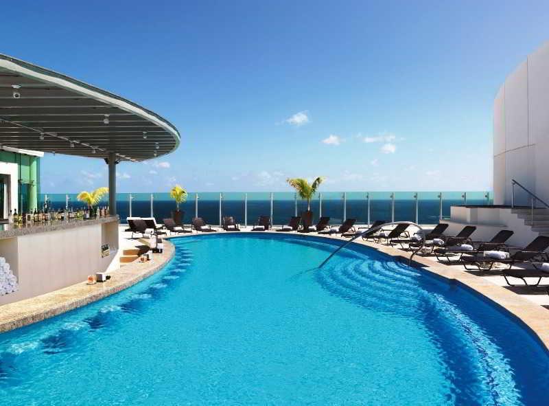 Resort Palace