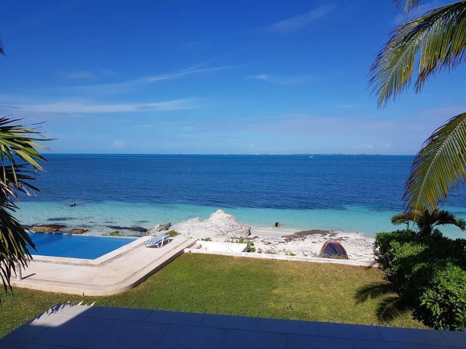 Front Zone * Cancún