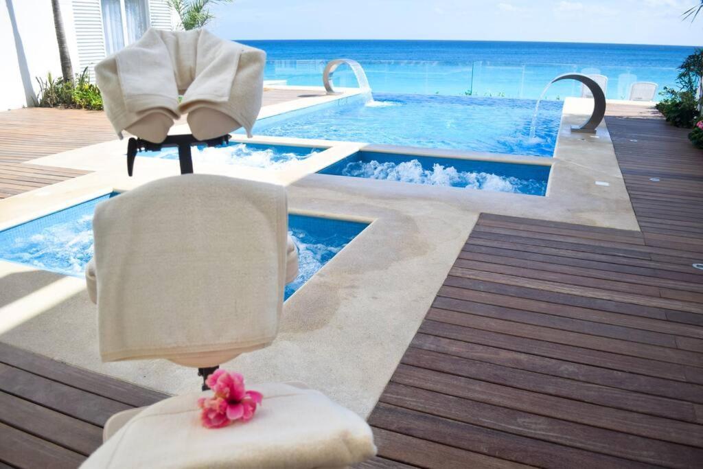 Estudio 3a Sobre La Playa, Excelente Opcion * Cancún