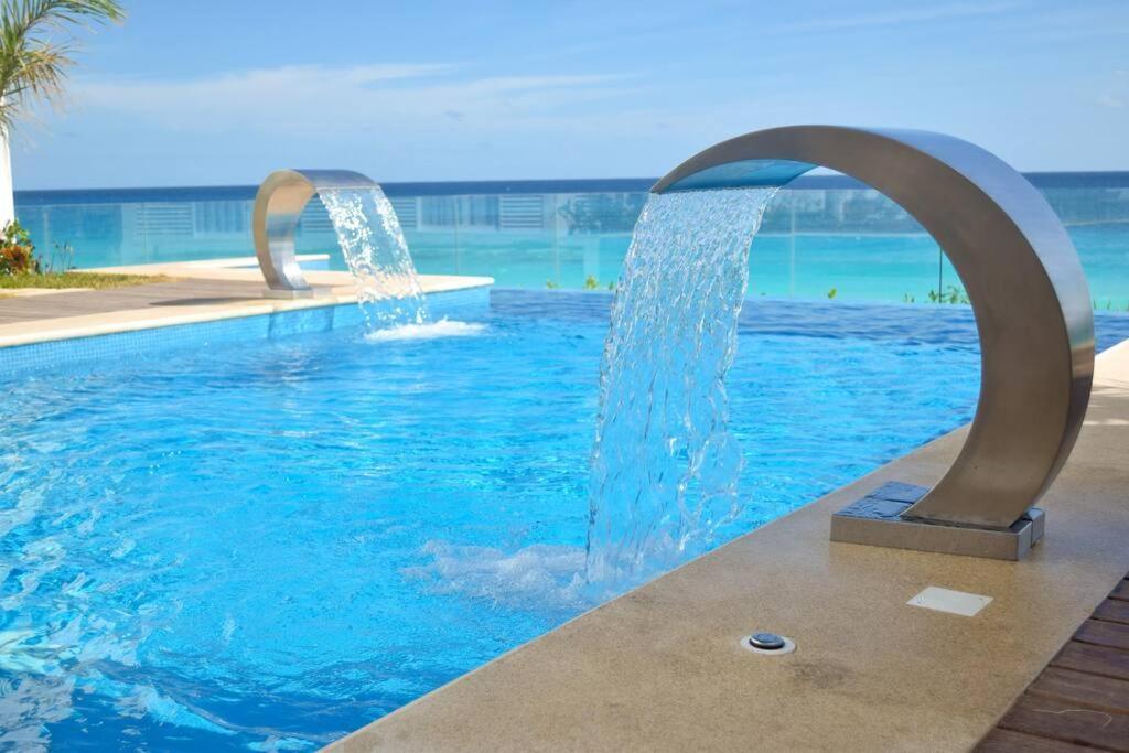 Apartamento Estudio 3a Sobre La Playa, Excelente Opcion Cancún
