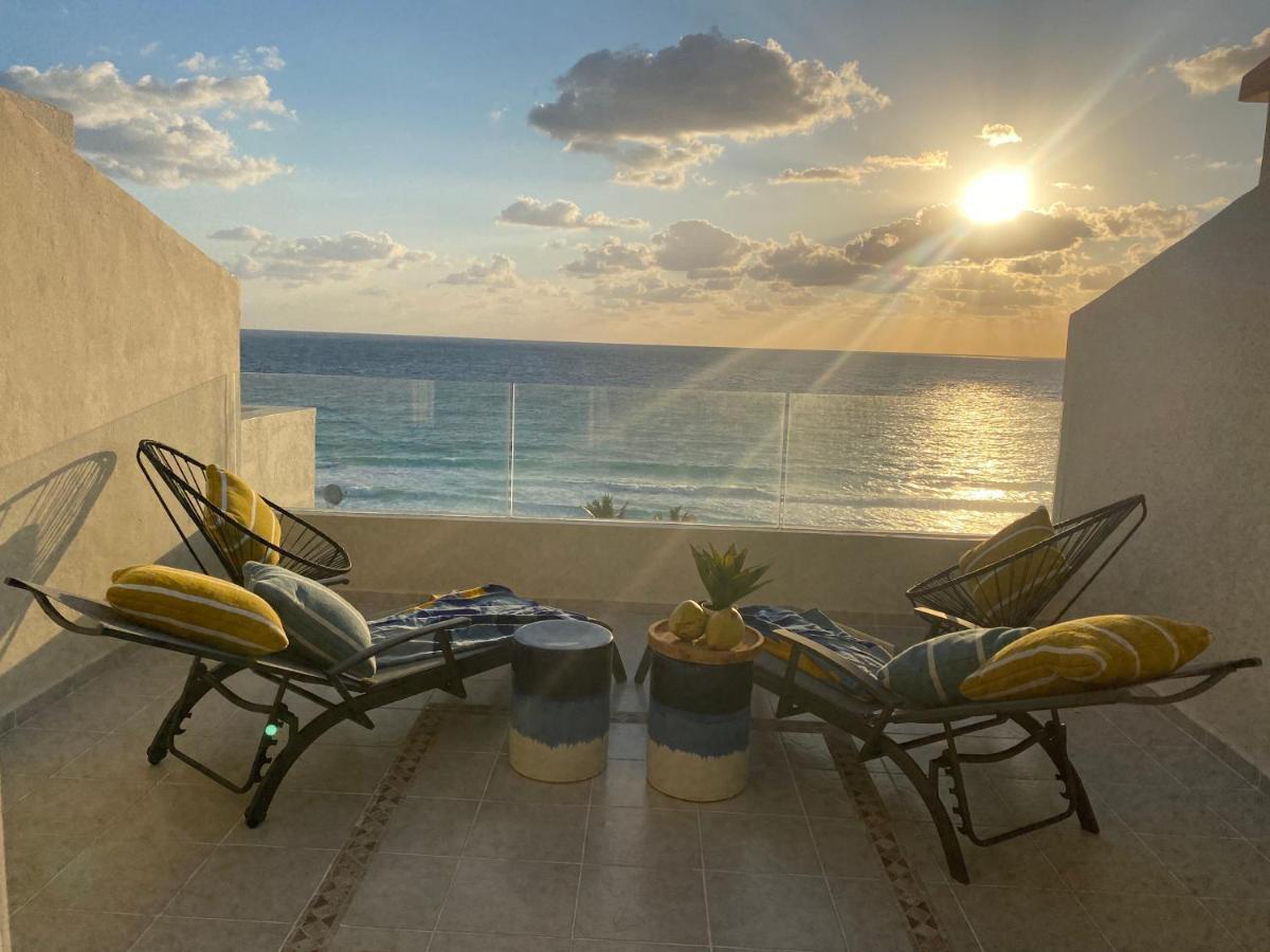 Ocean View Three Bedroom, Three Story Penthouse By The Apartahotel Cancún