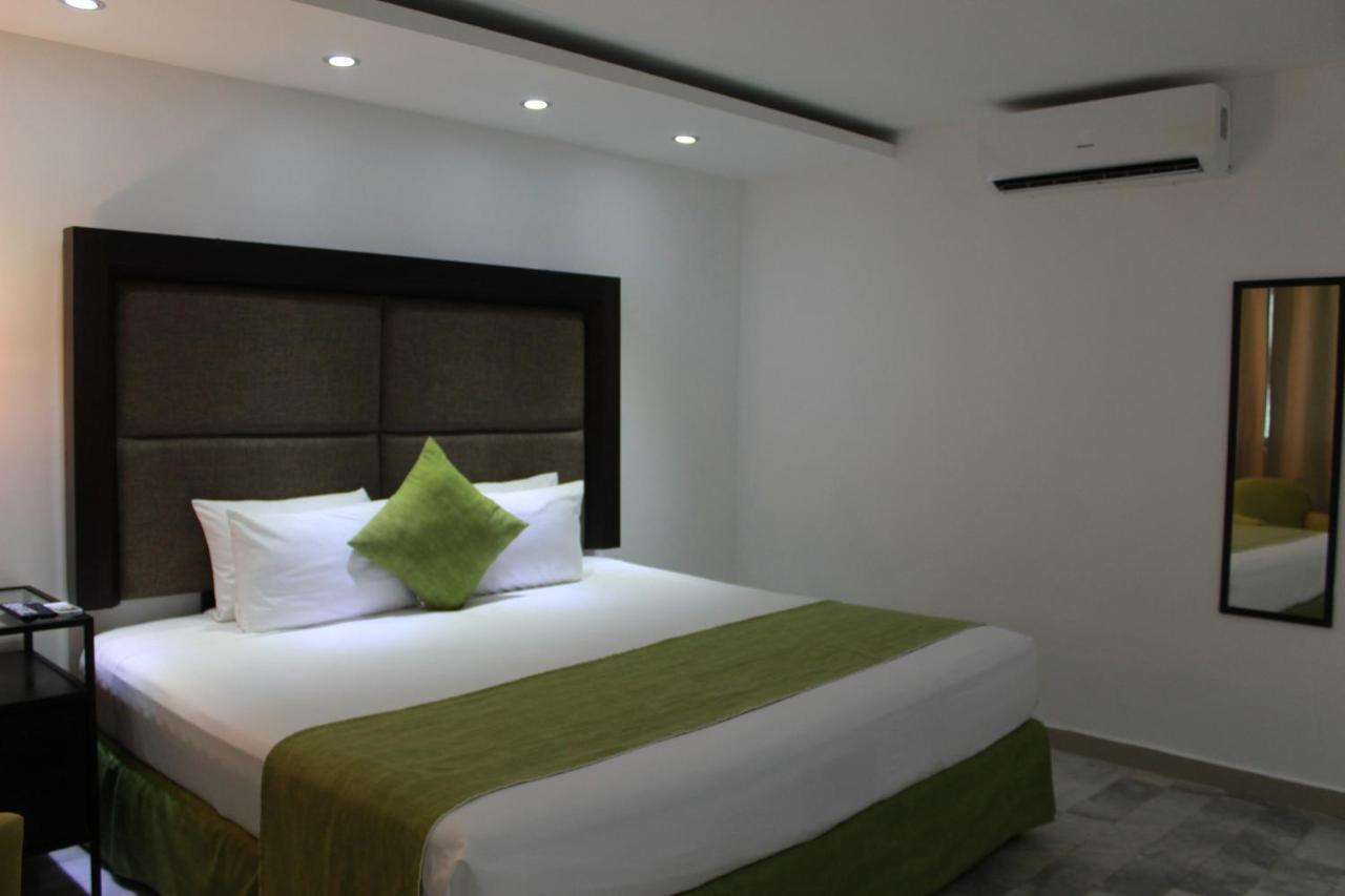 16 Cancún