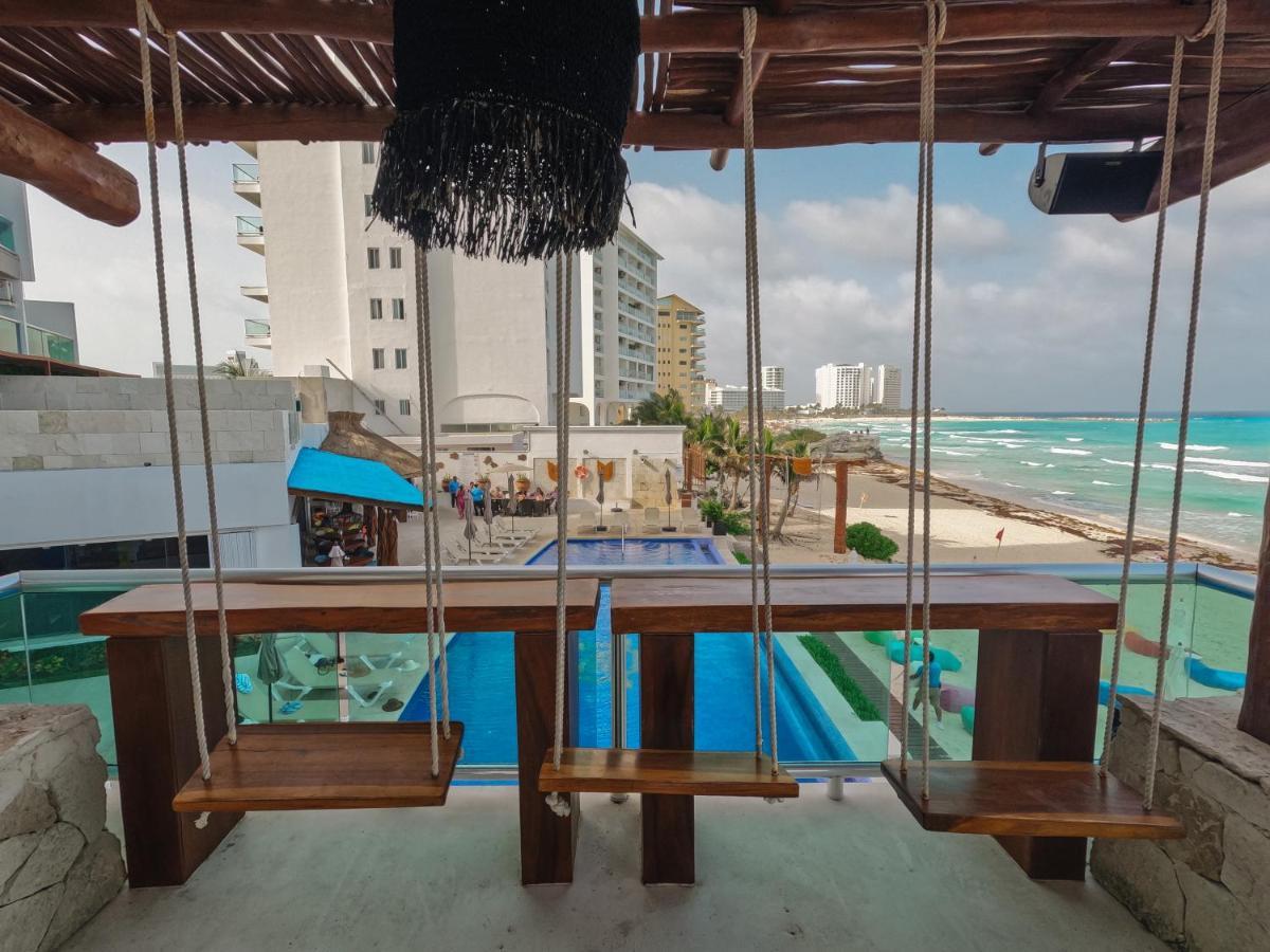 Ocean Front View * Cancún
