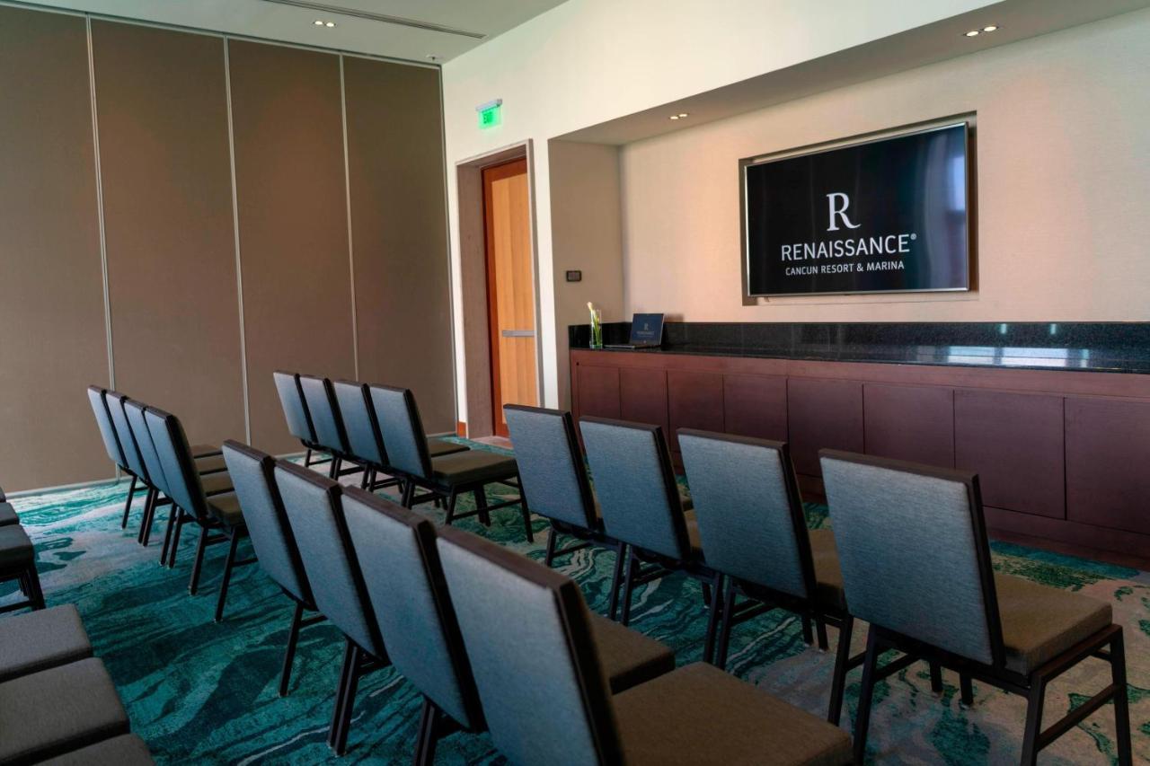 Renaissance & Marina 5* Cancún