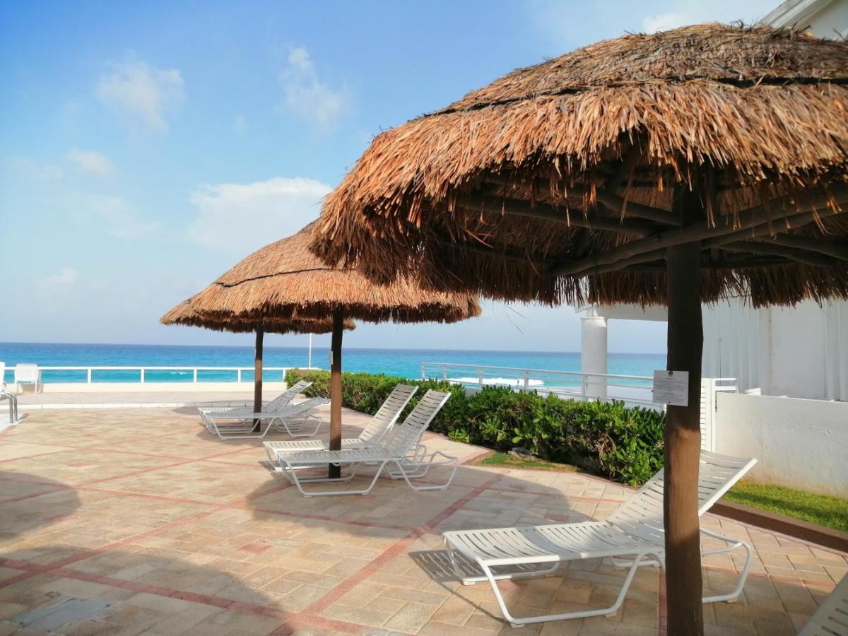 Brisas Beachfront In Zone Cancun