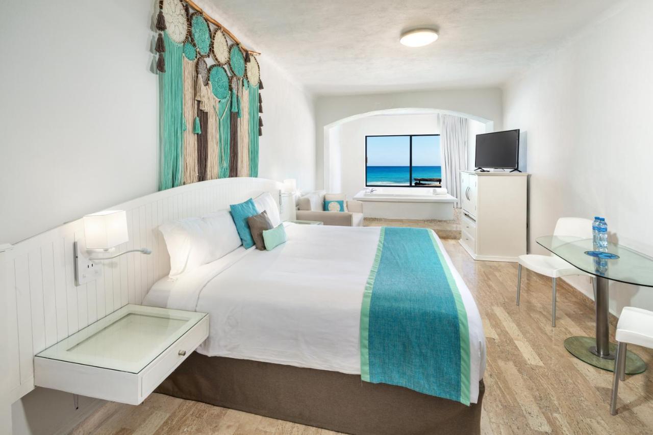 Cyan & Hotel Cancun