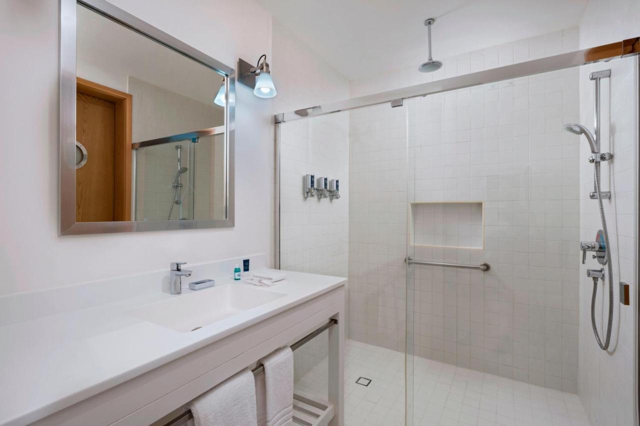 Four Points By Sheraton Centro Hotel