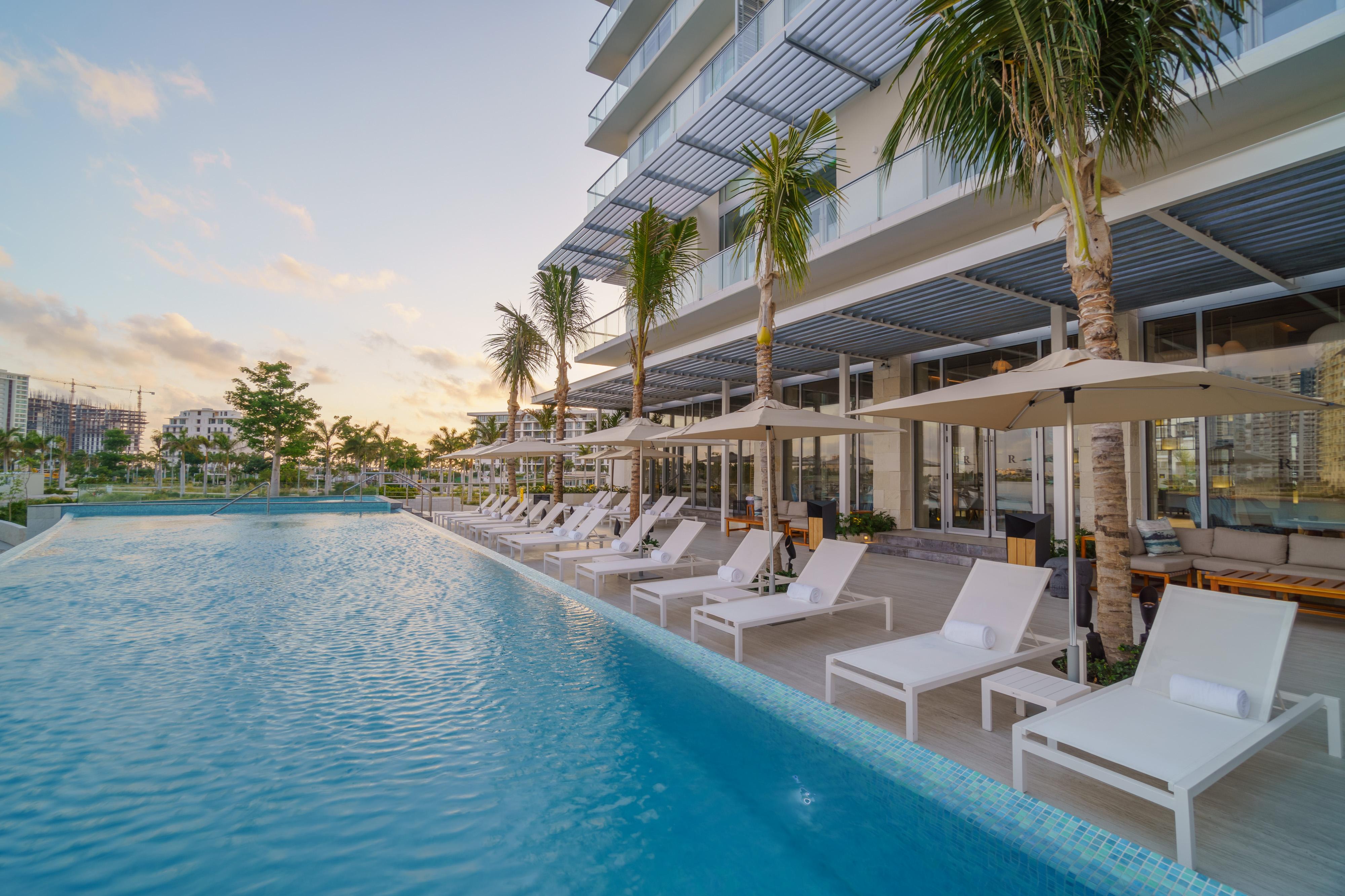 Renaissance & Marina 5* Cancún