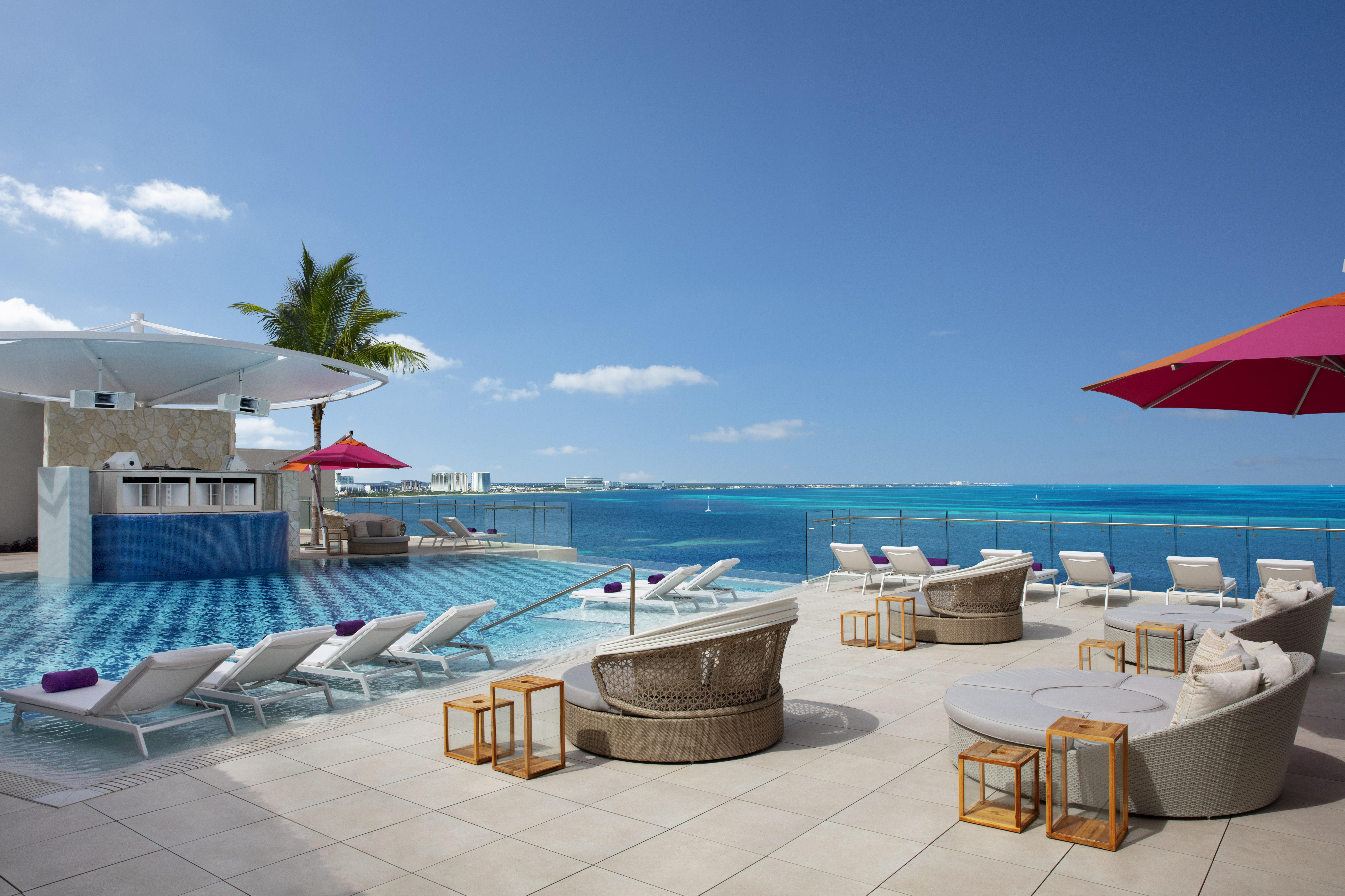 Breathless Soul & (adults Only) Cancún