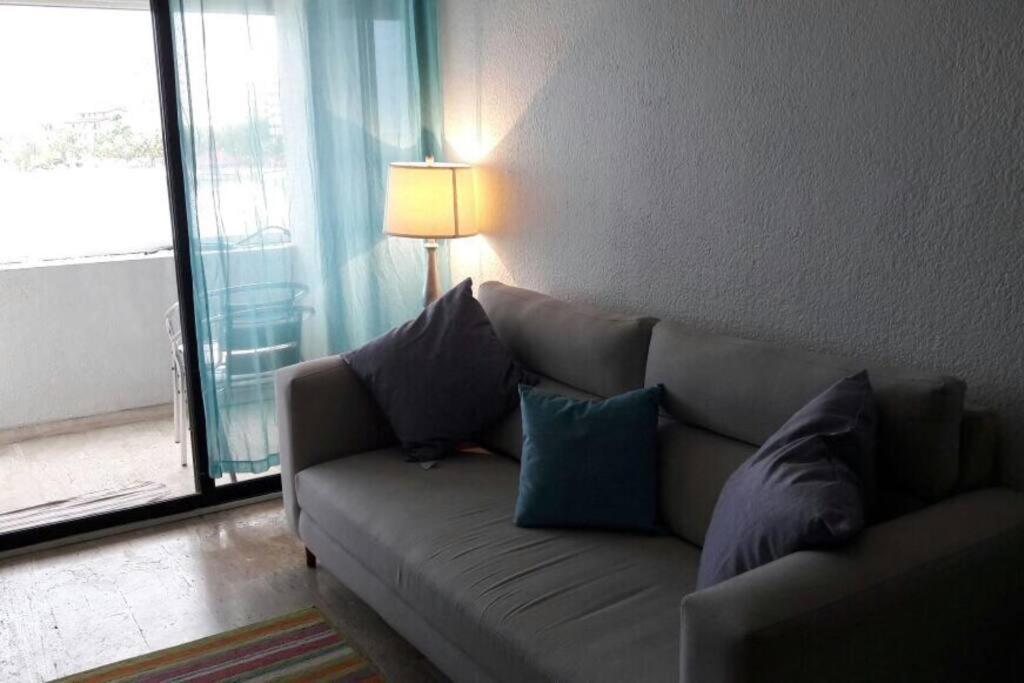 Beachfront 417 Cancún