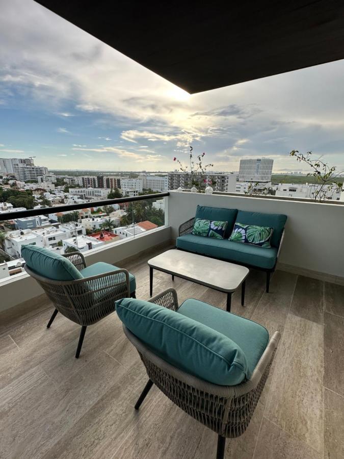Lujoso Apartamento, Nuevo! Cancun