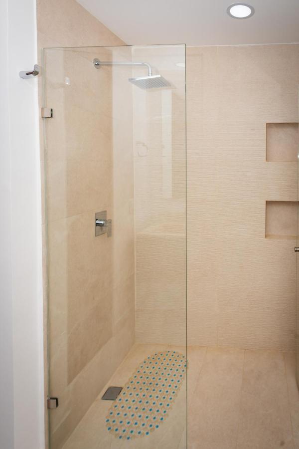 Aloja Oceanview In The Zone Apartamento