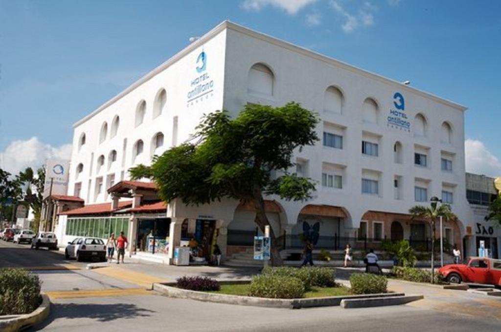 Antillano 3* Cancún