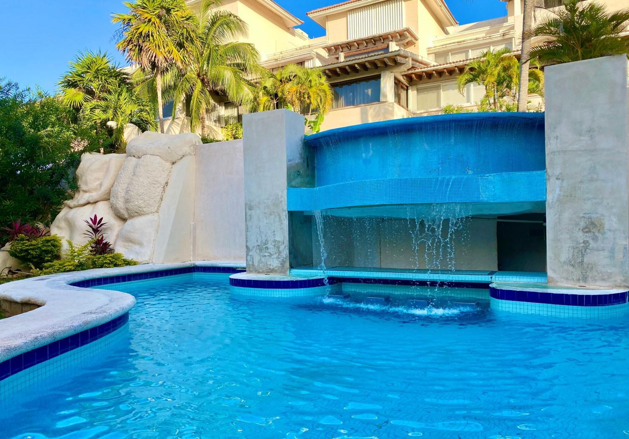 Cascada By Andiani Travel Cancún