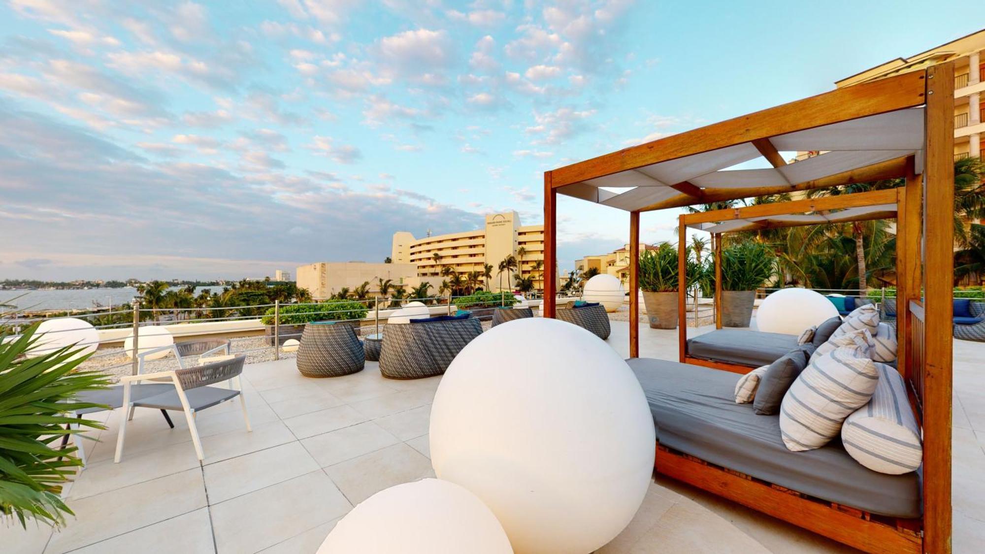 Royal Select At Grand Park Royal (adults Only) 5*