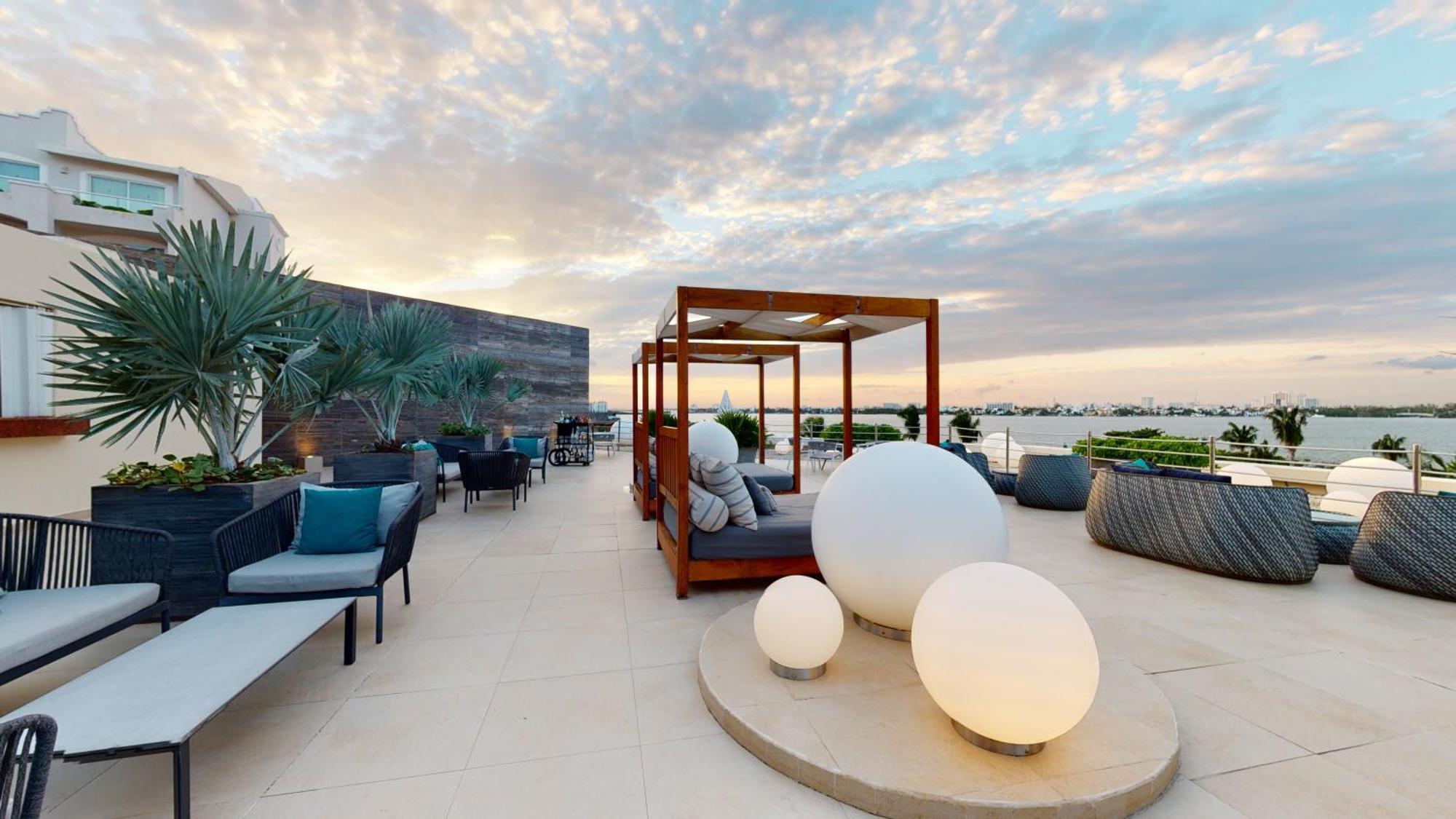Hotel Royal Select At Grand Park Royal (adults Only) Cancún