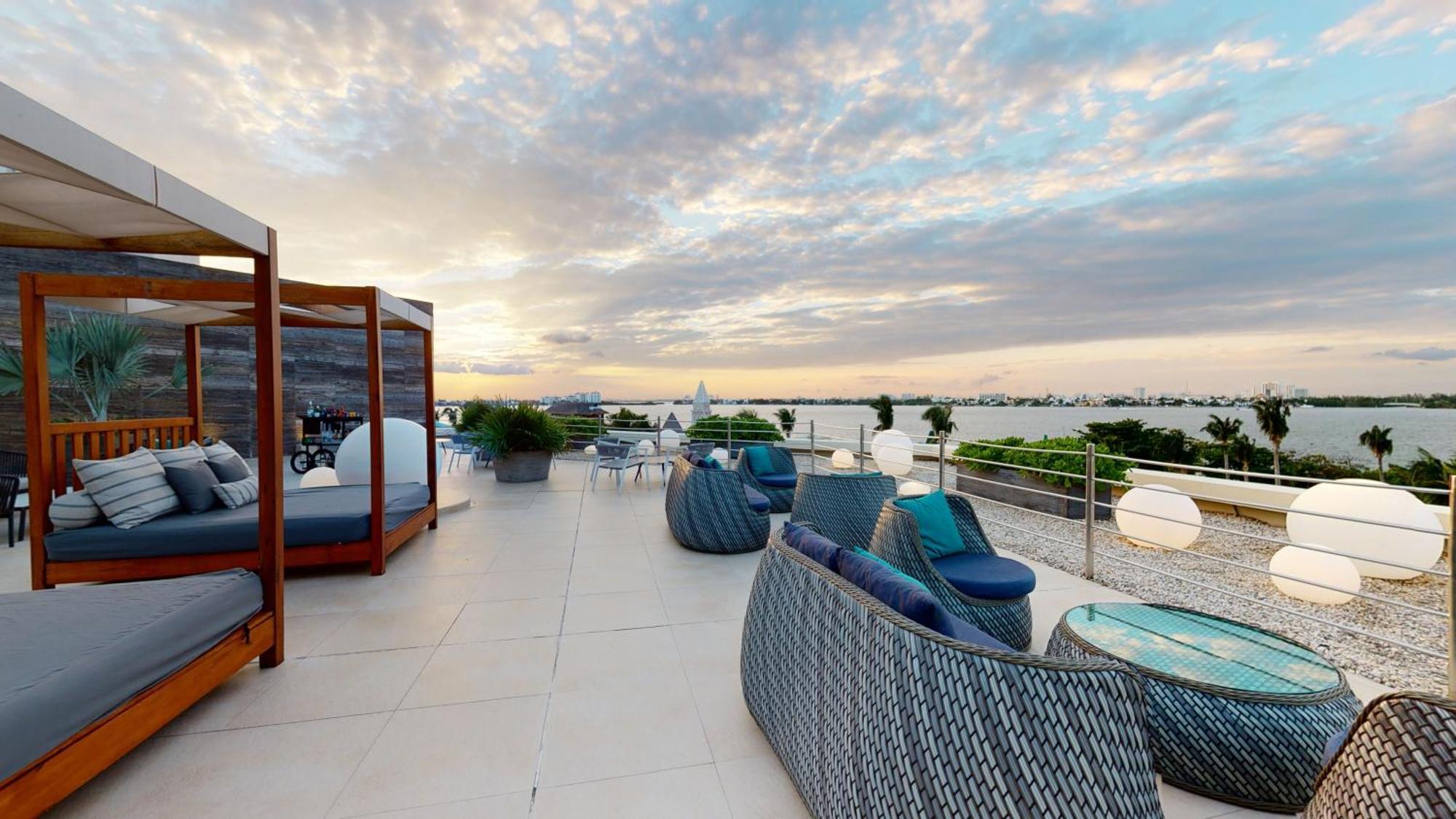 Hotel Royal Select At Grand Park Royal (adults Only)