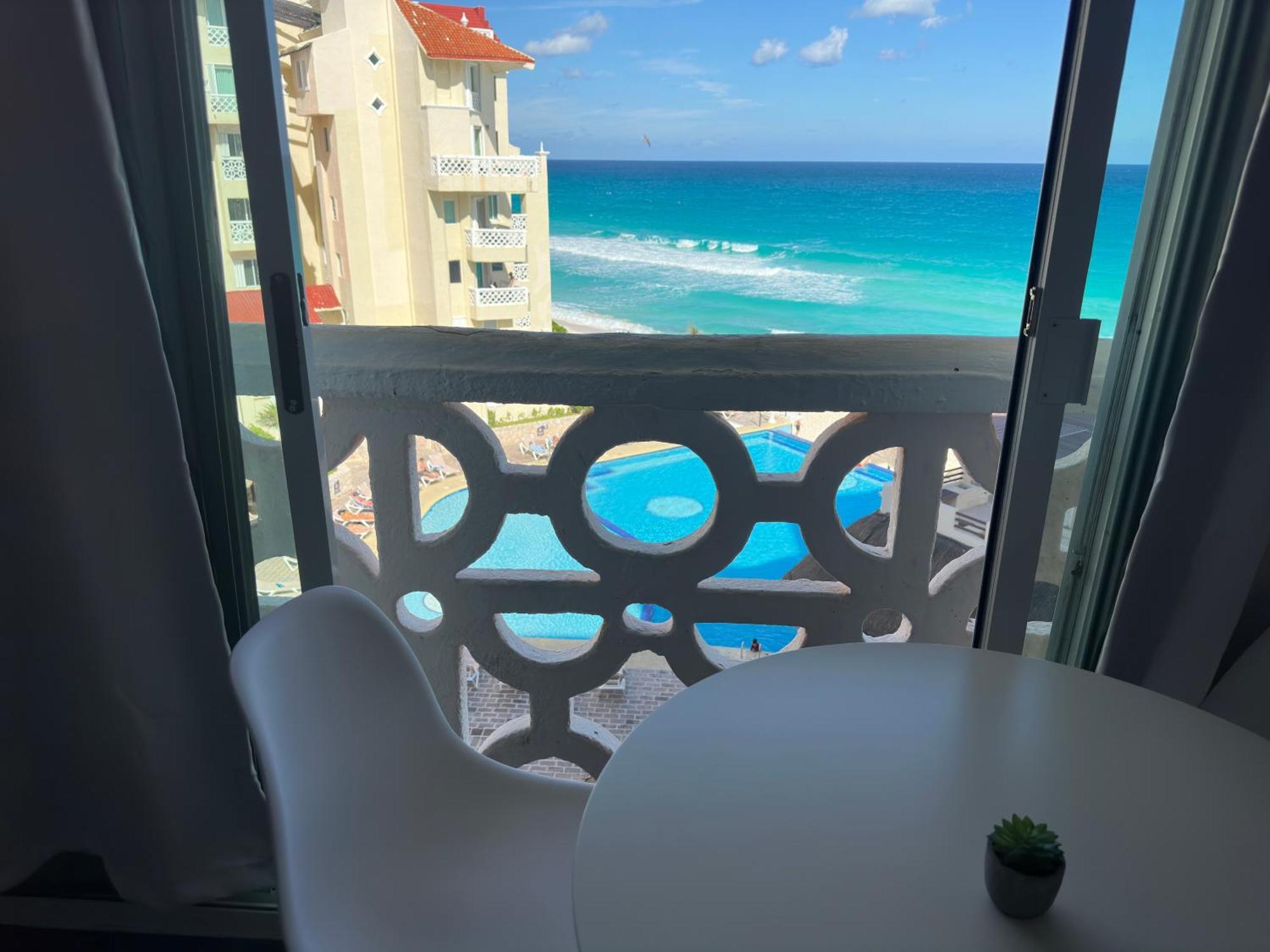 Apartahotel Plaza -