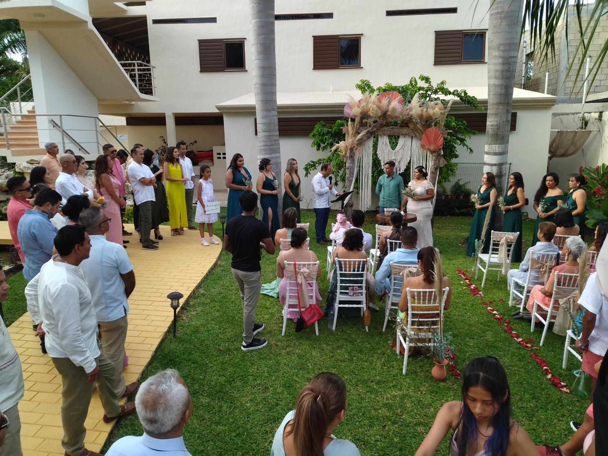 Azcapri Boutique &