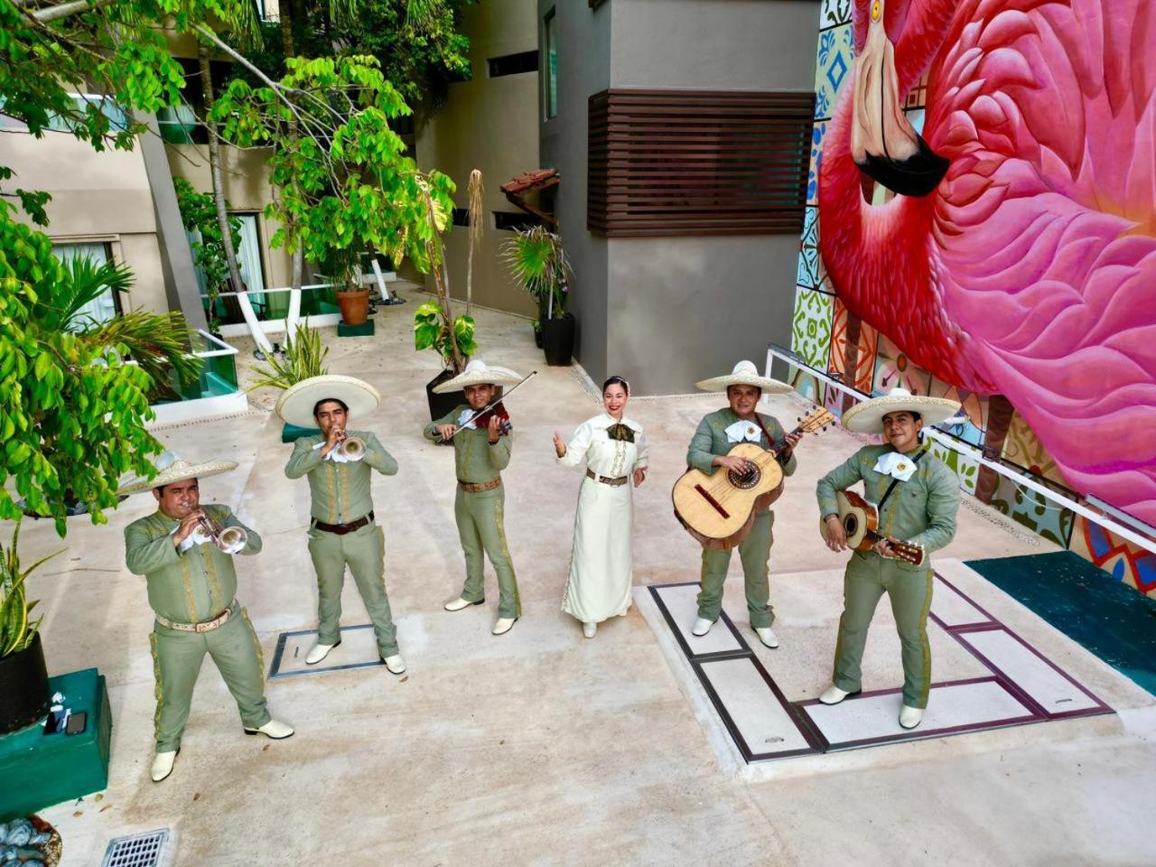 Flamingo Hotel Cancún